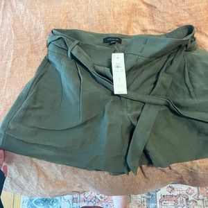 Ann Taylor high waisted shorts